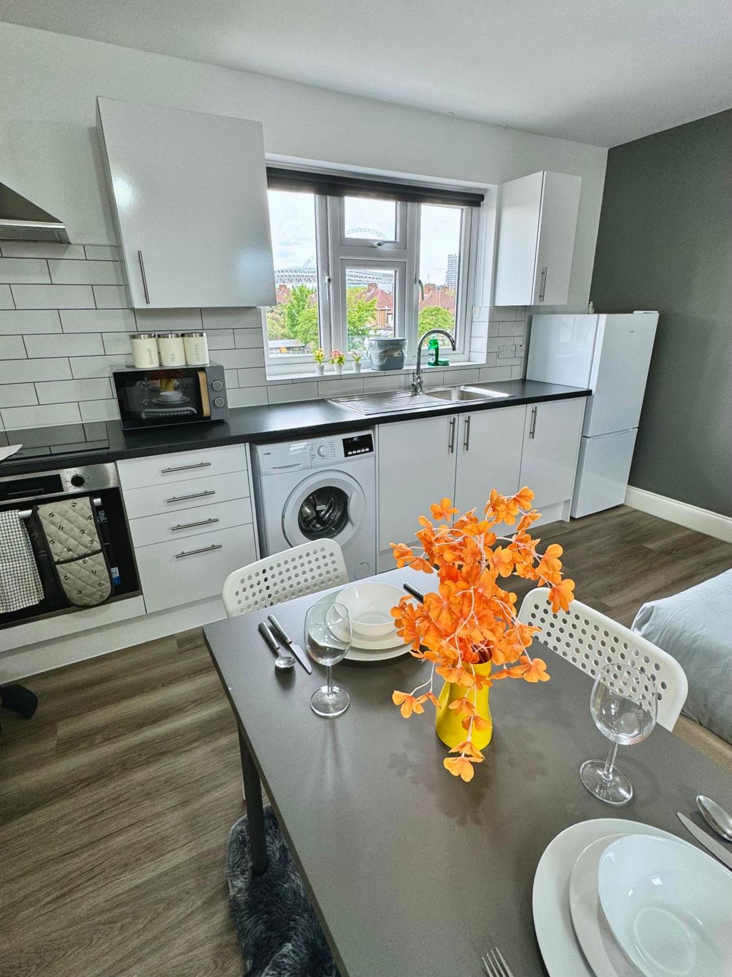 Bright Studio Loft 30Min To Central London Exterior foto