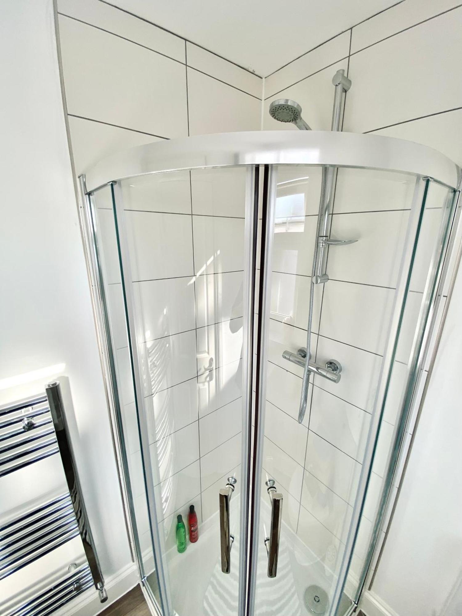 Bright Studio Loft 30Min To Central London Exterior foto